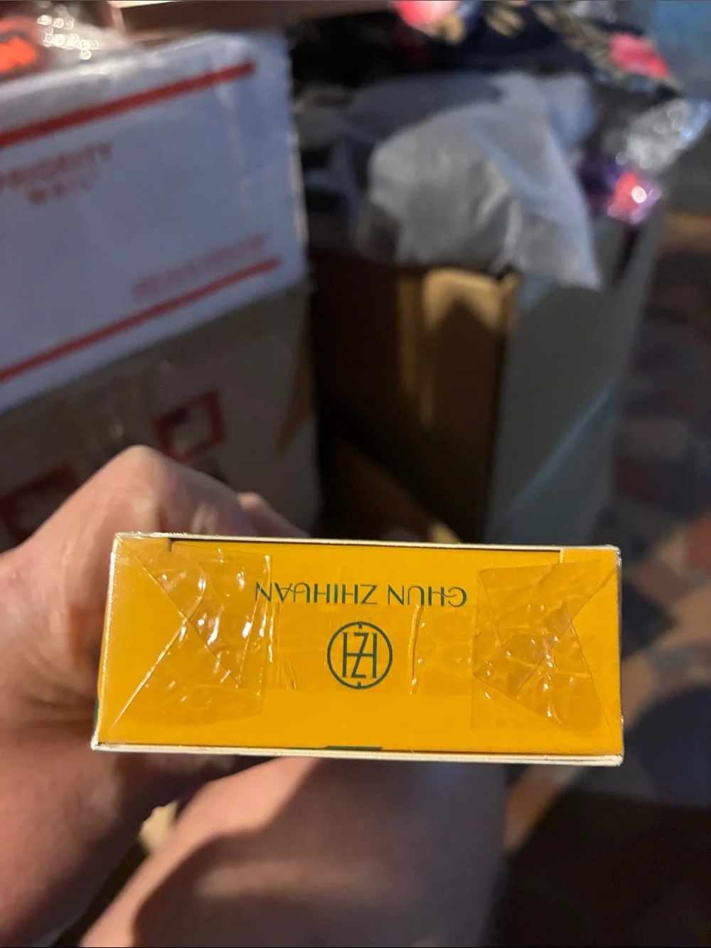 Chunzhihuan Firming Eye Cream -